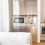Boutique Lofts & Am Park 4*