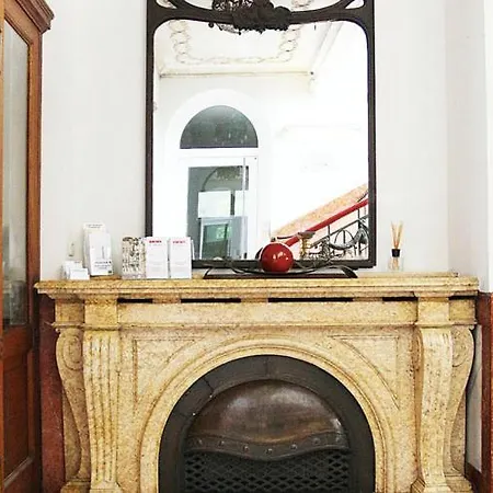 Boutique Lofts & Am Park 3*