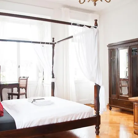 Boutique Lofts & Am Park Aparthotel 3*