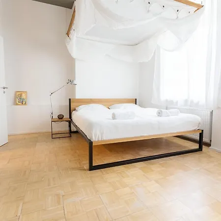Boutique Lofts & Am Park Apart-hotel 4*