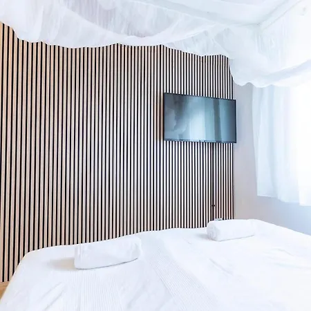 Boutique Lofts & Am Park 아파트호텔 4*