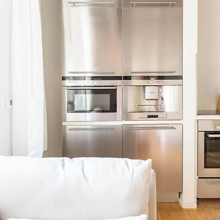 Boutique Lofts & Am Park 4*