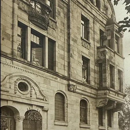 Boutique Lofts & Am Park