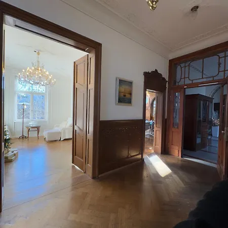 Aparthotel Boutique Lofts & Am Park