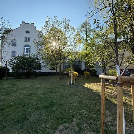 Boutique Lofts & Am Park 4*