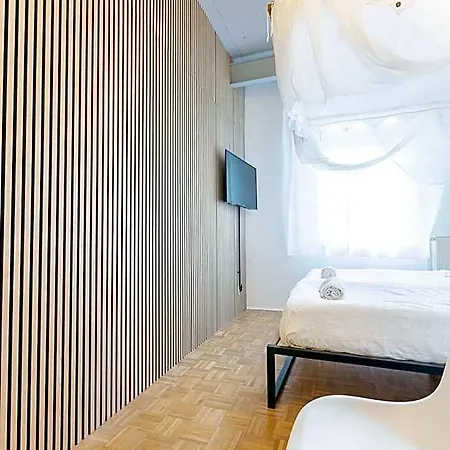 Boutique Lofts & Am Park Apartahotel