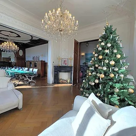Boutique Lofts & Am Park 4*