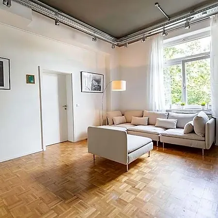 Boutique Lofts & Am Park 아파트호텔