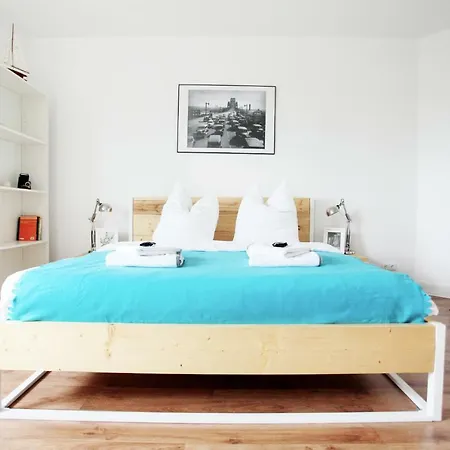 Boutique Lofts & Am Park Aparthotel