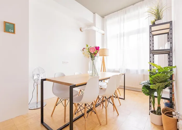 Boutique Lofts & Am Park