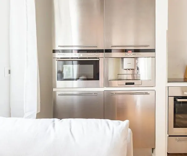 Boutique Lofts & Am Park 4*