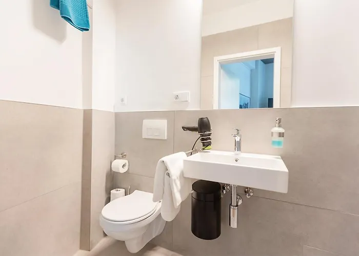 Boutique Lofts & Am Park