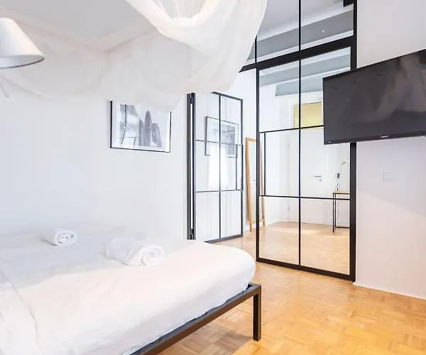 Apartmanhotel Boutique Lofts & Am Park